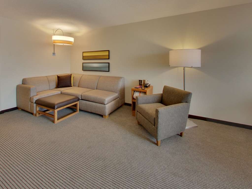 Hotel Doubletree By Hilton Edmonton Downtown Habitación foto